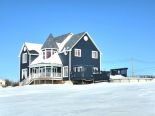 2 Storey in Ste-Catherine-De-Hatley, Estrie