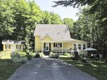 2 Storey � St-Sauveur, Laurentides