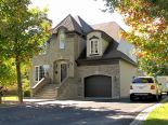 2 Storey in Mirabel en Haut, Laurentides 