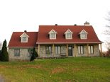2 Storey in Ile d'Orleans St-Pierre, Quebec North Shore
