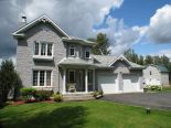 2 Storey in Stanstead-Est, Estrie