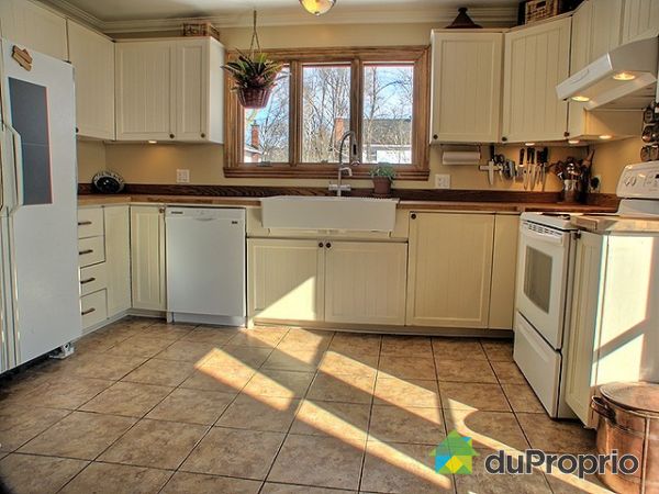 Kitchen - Kitchen
