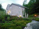 2 Storey in North-Hatley, Estrie