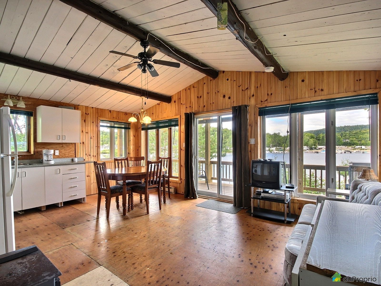 Chalet à vendre Lac SeptIles, 450 avenue JeanJoseph Ouest, immobilier