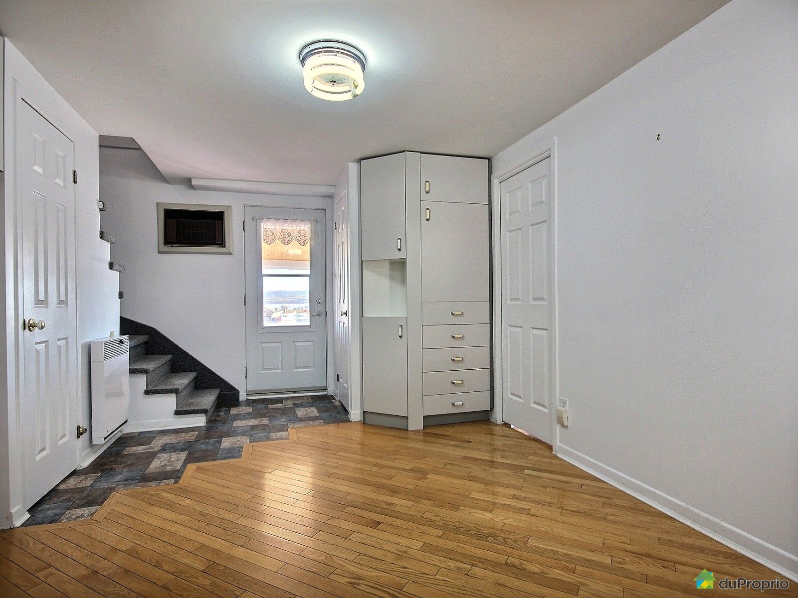 Maison vendu SteAnnedeBeaupré, immobilier Québec DuProprio 561112 Maison vendu SteAnnedeBeaupré, immobilier Québec DuProprio 561112