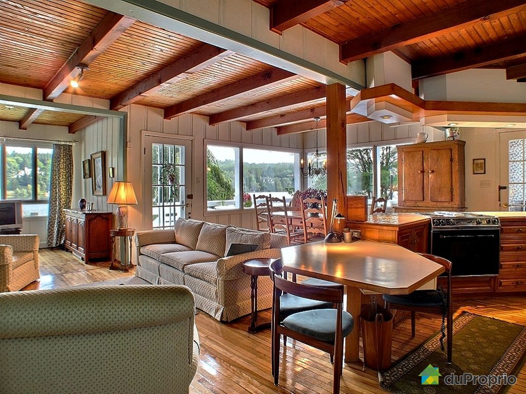 Maison à vendre SteAnneDesLacs, 76 chemin des Cèdres, immobilier