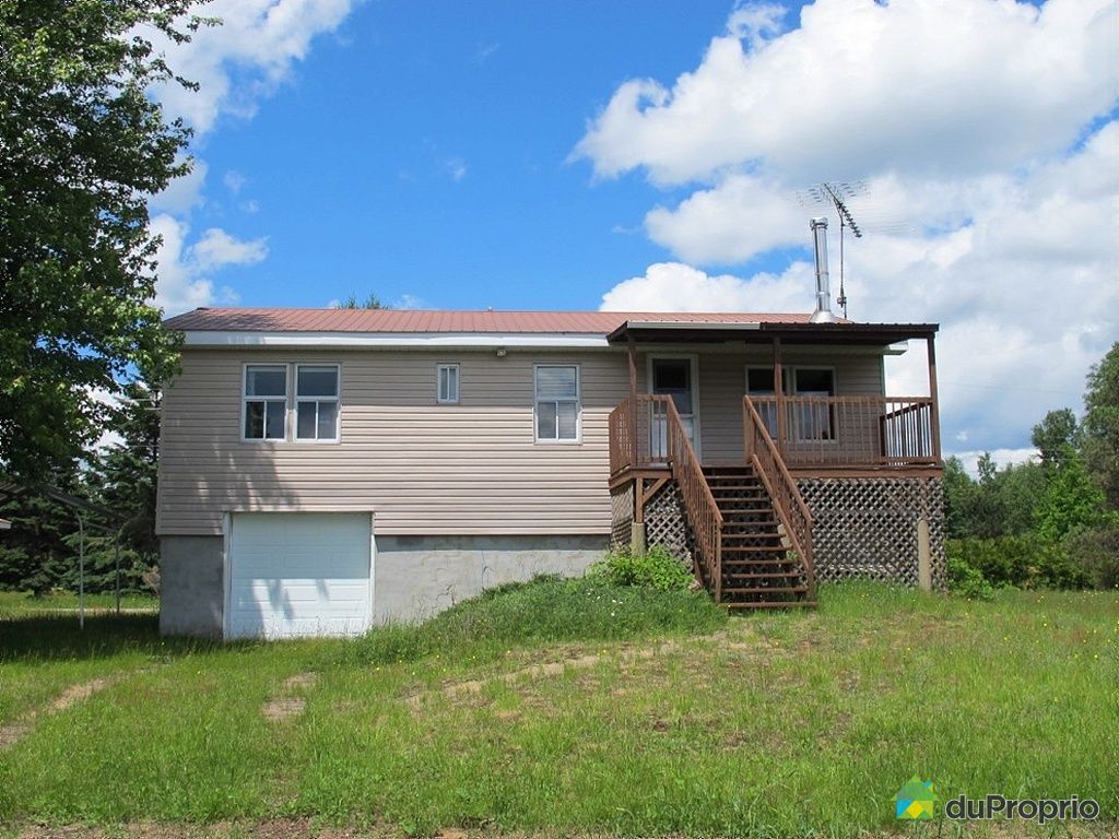 Chalet à vendre Nominingue, 152 rue des Carouges, immobilier Québec DuProprio 409347 Chalet à vendre Nominingue, 152 rue des Carouges, immobilier Québec DuProprio 409347