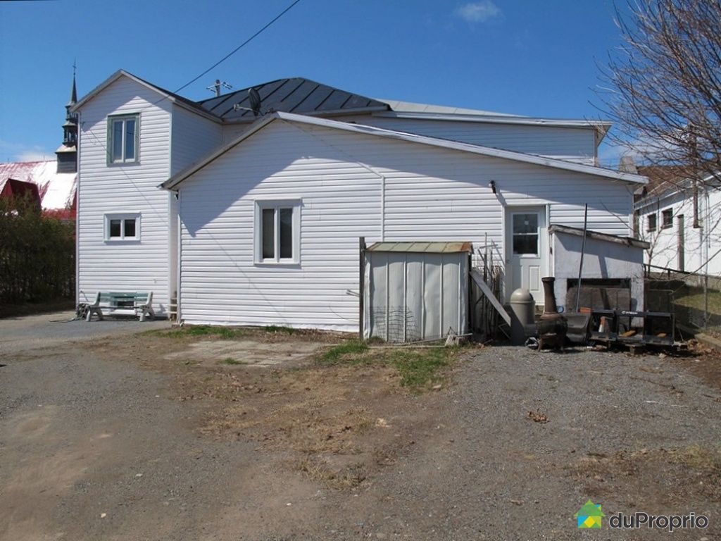 Commercial / Appartement à vendre StJeanPortJoli, 10 avenue Gaspé est, immobilier Québec