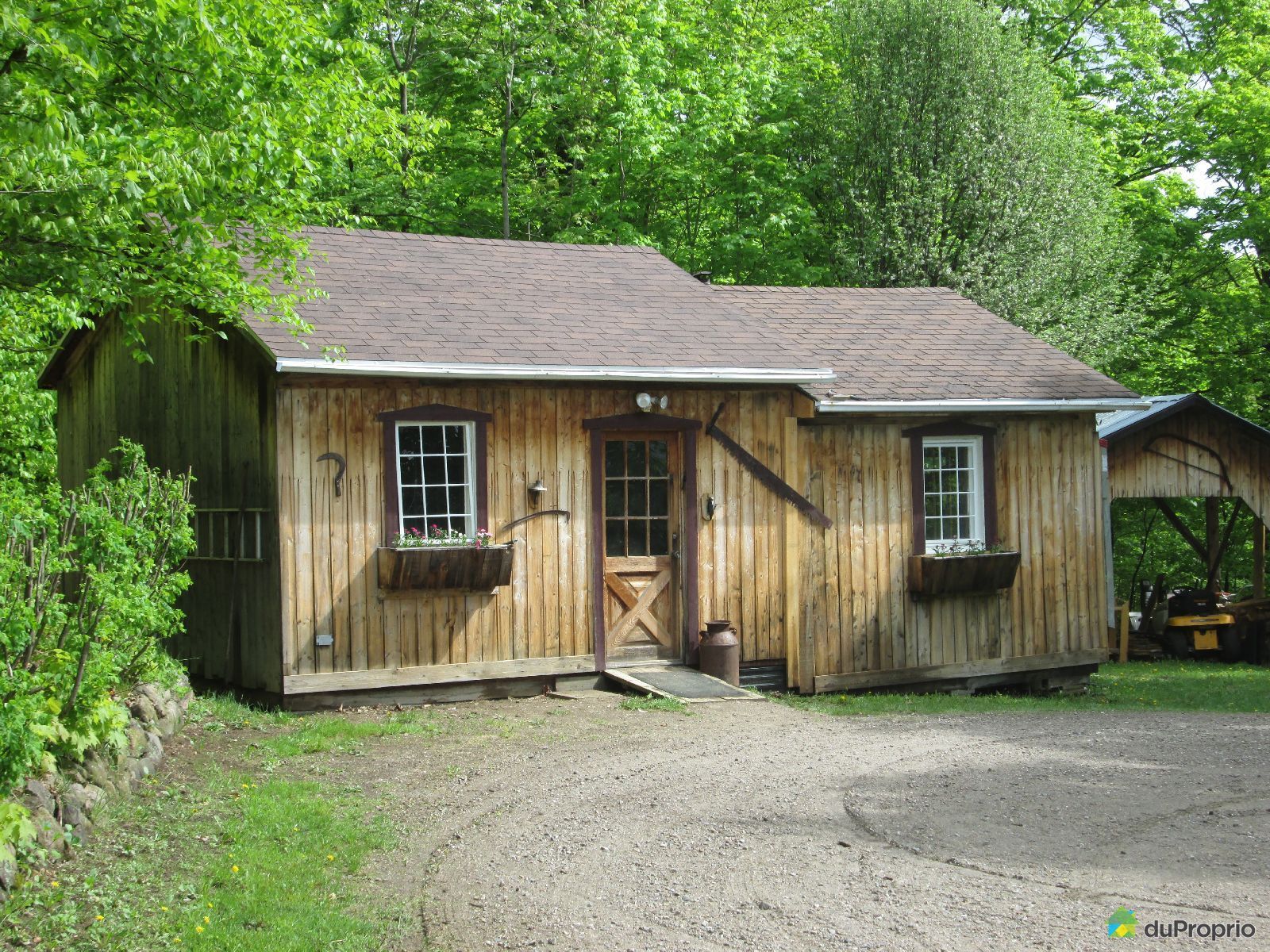 Maison à vendre MontLaurier, 3823 chemin du Lac Nadeau, immobilier