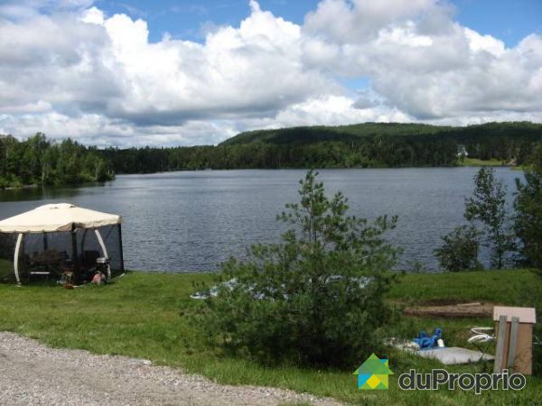 Vue sur le lac
