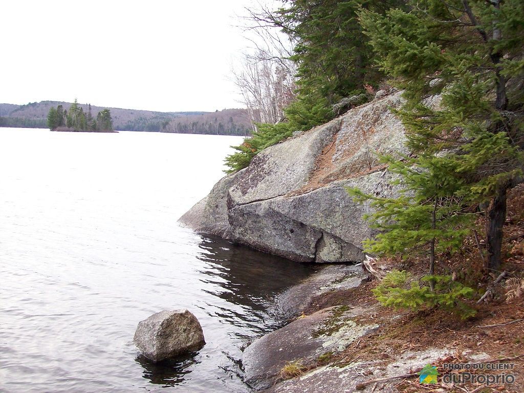 Terrain récréatif vendu LacAuxSables, immobilier Québec DuProprio