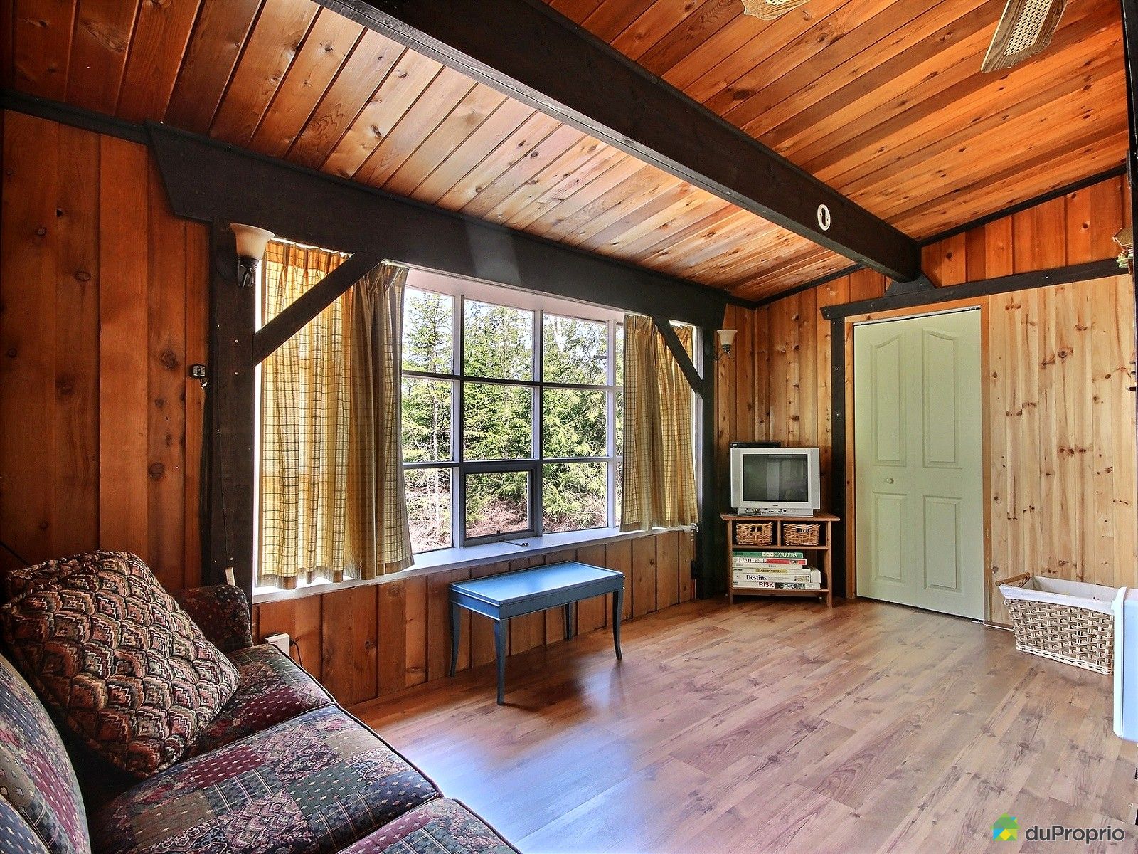 Chalet à vendre La Minerve, 117 chemin Séguin, immobilier Québec DuProprio 701697 Chalet à vendre La Minerve, 117 chemin Séguin, immobilier Québec DuProprio 701697