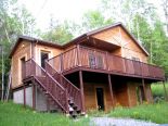 Chalet à Pohénégamook, Bas-Saint-Laurent Chalet à Pohénégamook, Bas-Saint-Laurent