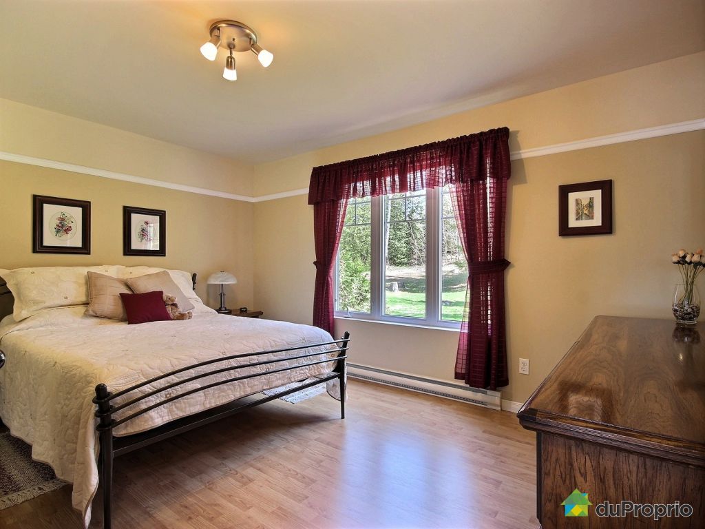 Maison à vendre MontLaurier, 423, rue du Bout de l'Île, immobilier Québec DuProprio 514814