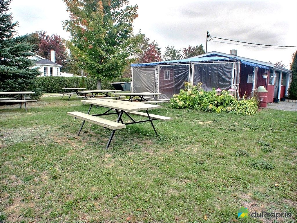 Cassecroute vendu SteGenevieveDeBatiscan, immobilier Québec