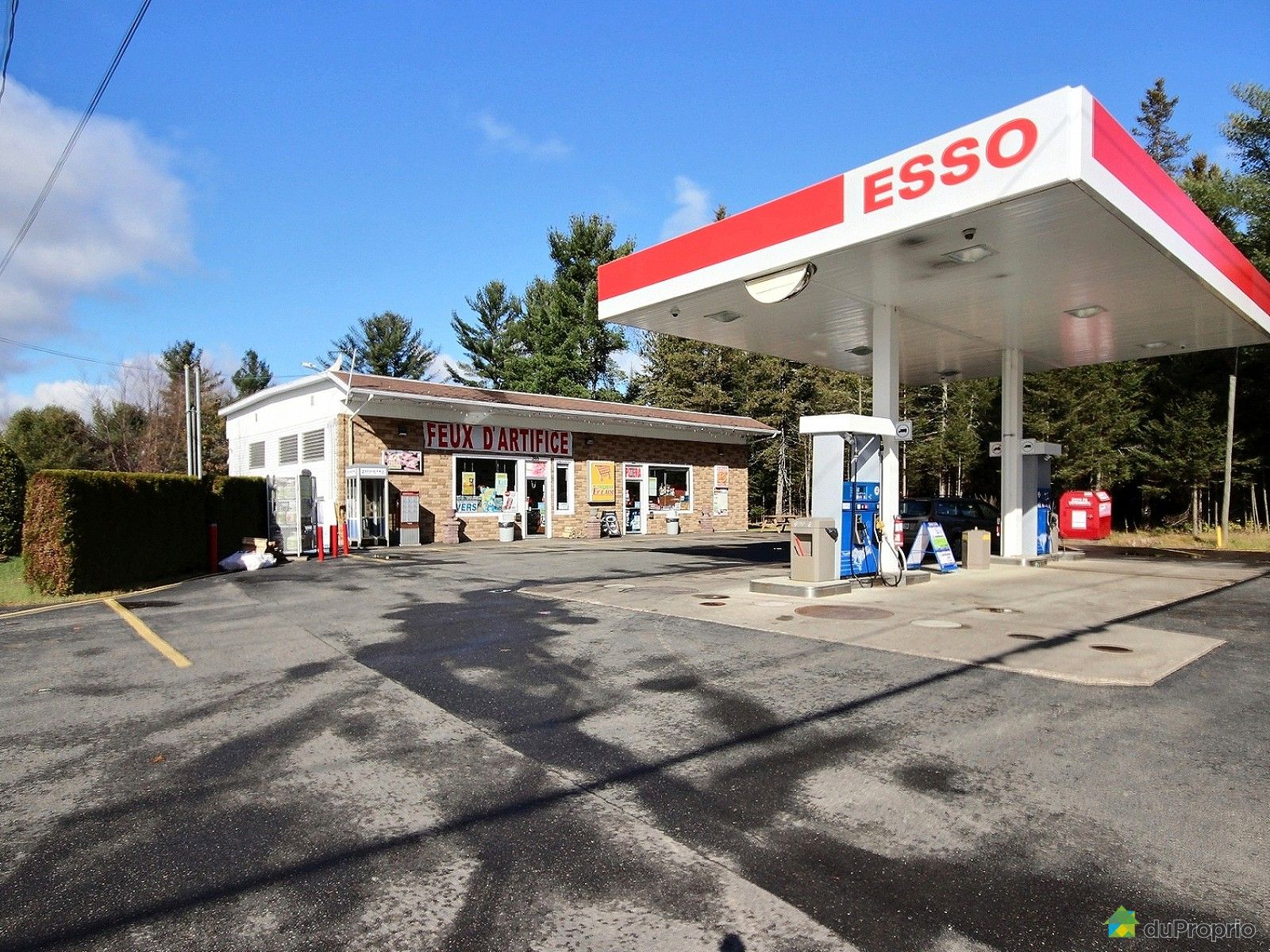 Épicerie/Dépanneur à vendre StEliedeCaxton, 365, rue SaintLouis