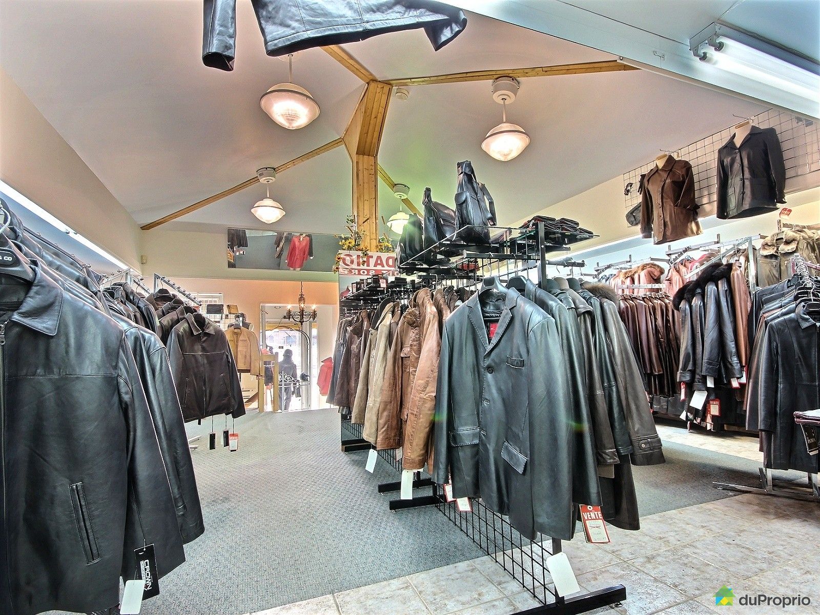 Immeuble commercial à vendre TroisRivières, 4370 boulevard des immobilier Québec Immeuble commercial à vendre TroisRivières, 4370 boulevard des immobilier Québec