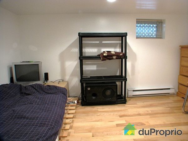 Chambre 3 - chambre au sous-sol