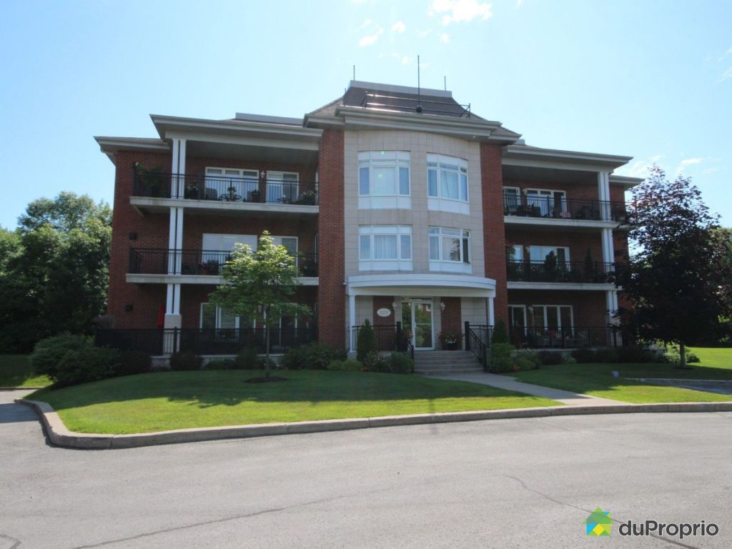 Condo for sale in Lorraine, 303111 chemin de la GrandeCôte