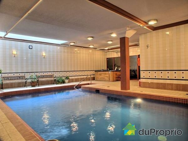 Piscine int�rieure