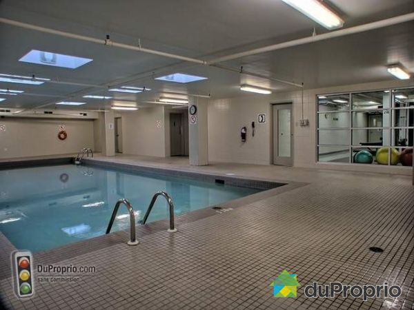 Piscine int�rieure