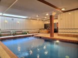 Piscine int�rieure