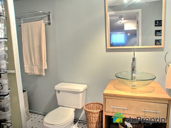 Salle de bain sous-sol