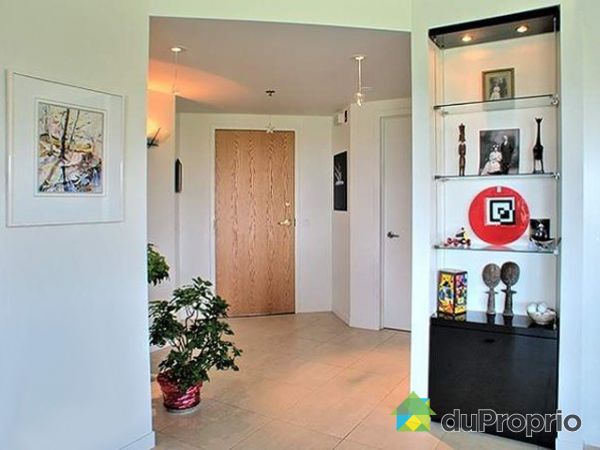 Suite Entrance