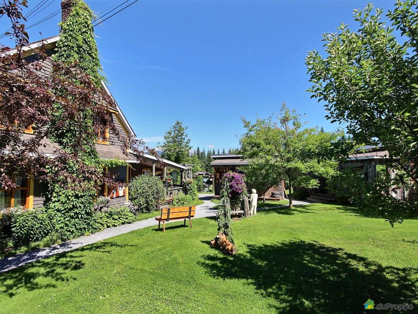 Maison à vendre NotreDameDesBois, 46 rue Principale Ouest, immobilier Québec DuProprio 711232