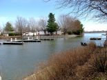 Cottage in St-Paul-De-L'Ile-Aux-Noix, Monteregie (Montreal South Shore)