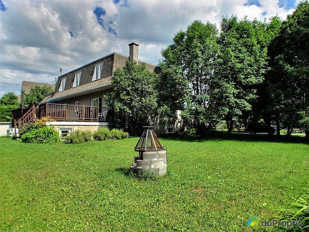 Maison Vendu Neuville, Immobilier Québec | DuProprio | 346379