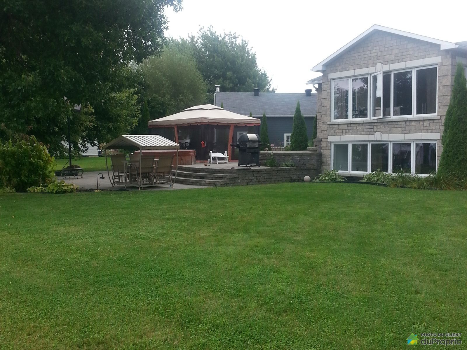 Bungalow Surélevé à vendre SteBarbe, 367 chemin du Borddel'Eau, immobilier Québec DuProprio