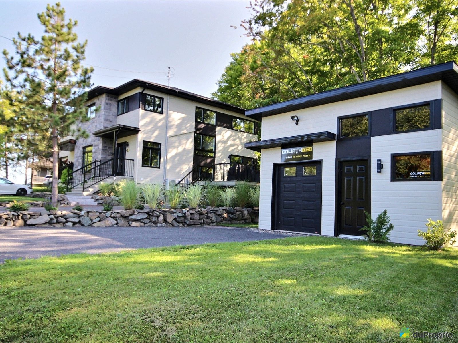 Jumelé à vendre StHenrideLévis, 1514 chemin du Bord de l'Eau