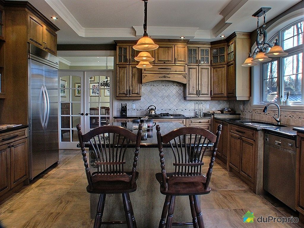 Maison à vendre Cantley, 20 rue Noémie, immobilier Québec DuProprio 322462