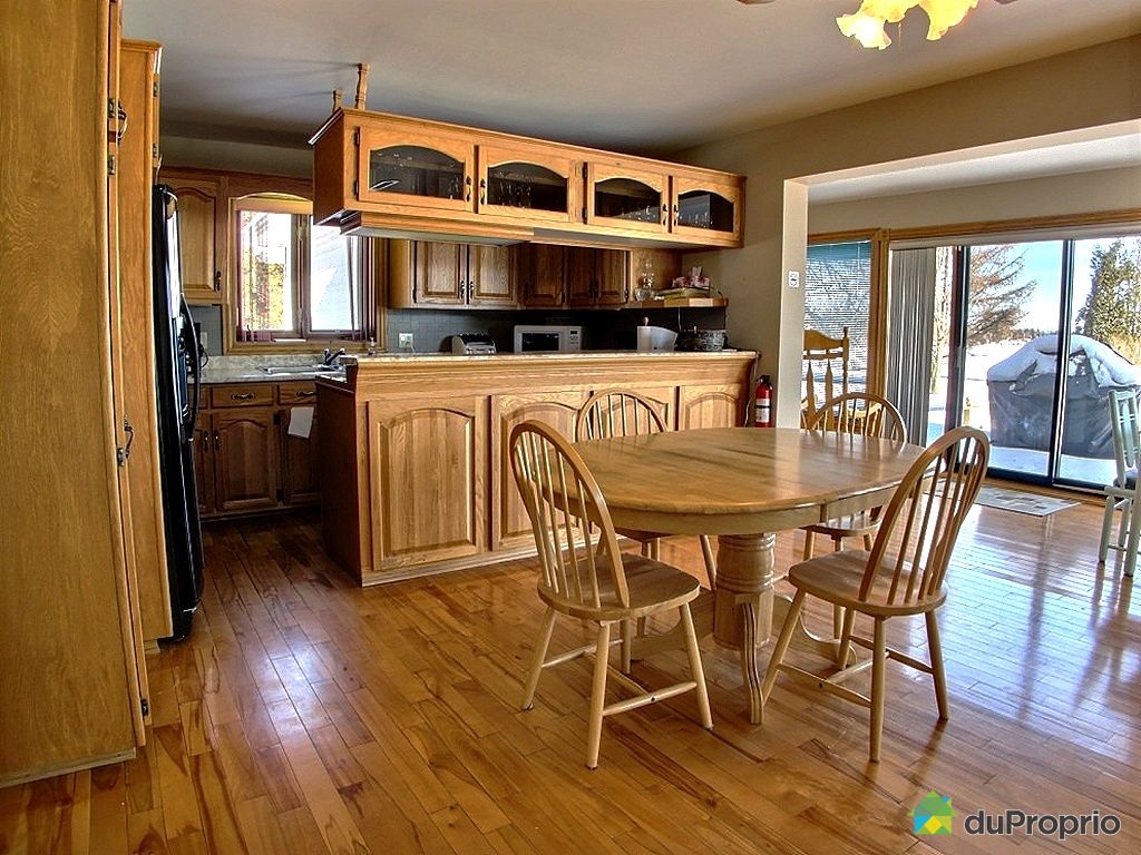 Maison à vendre LacALaTortue, 580 rue 98e, immobilier Québec DuProprio 393065 Maison à vendre LacALaTortue, 580 rue 98e, immobilier Québec DuProprio 393065
