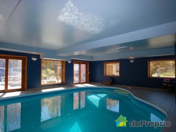 Piscine int�rieure