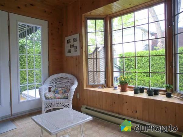 Solarium - tr&egrave;s ensoleill&eacute;, o&ugrave; il fait bon prendre le caf&eacute; o&ugrave; l'ap&eacute;ro