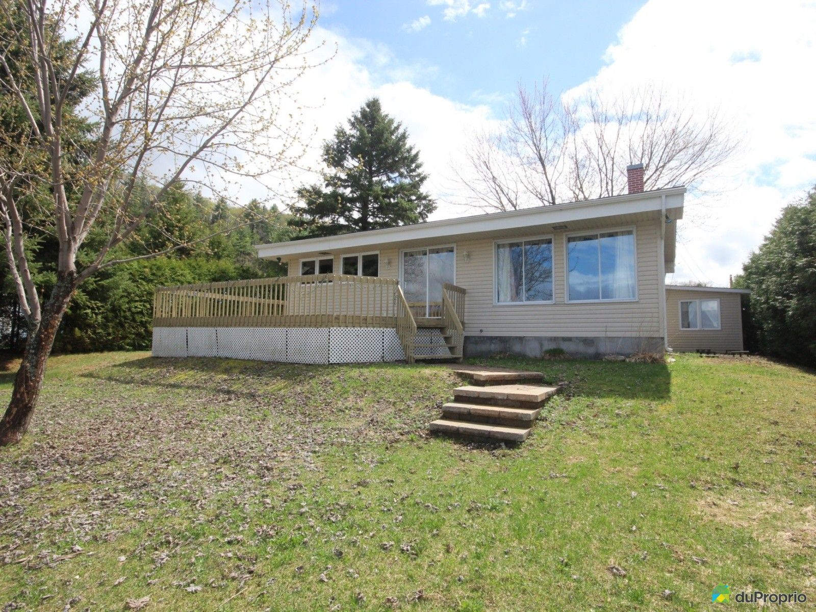 Chalet vendu StJeanDeMatha, immobilier Québec DuProprio 610444