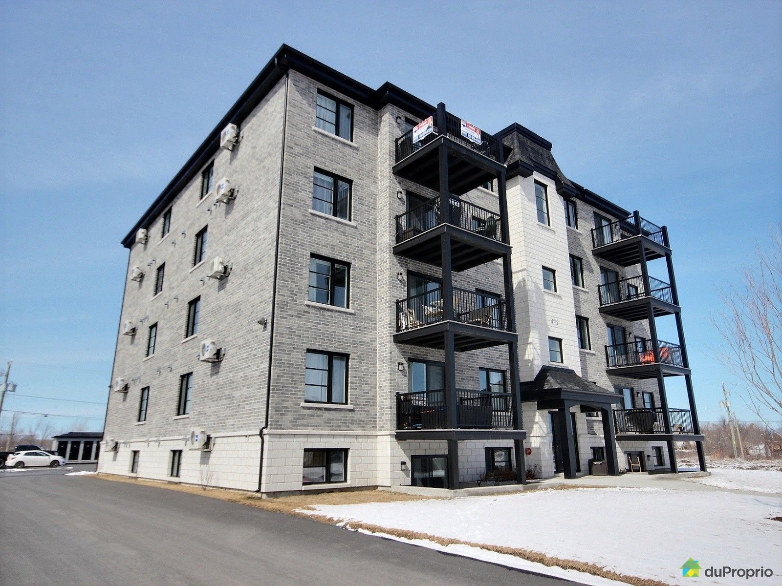 Condo à vendre StJeansurRichelieu, 202425 rue RenéBoileau, immobilier Québec DuProprio Condo à vendre StJeansurRichelieu, 202425 rue RenéBoileau, immobilier Québec DuProprio