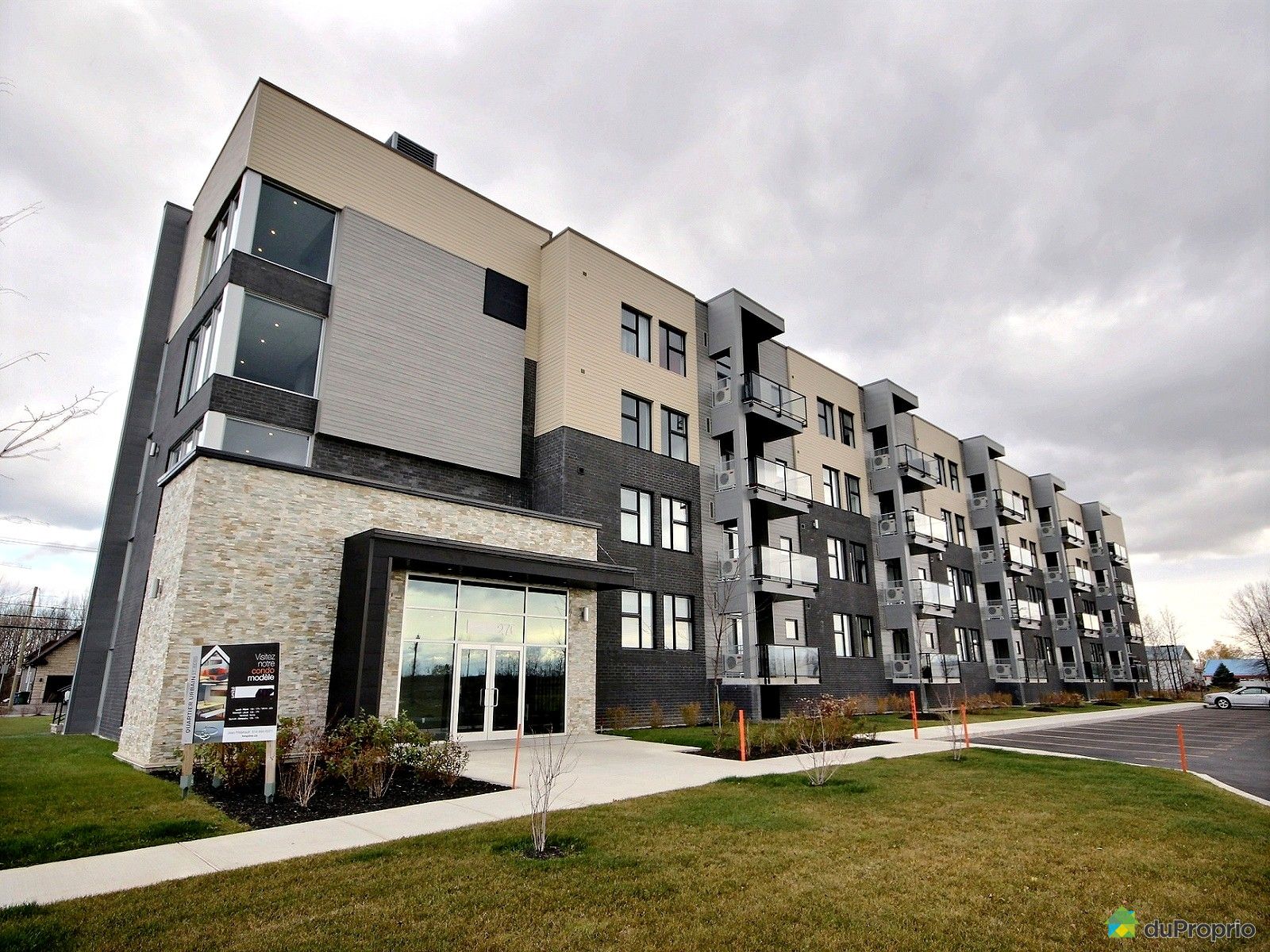 Condo vendu StConstant, immobilier Québec DuProprio 560601 Condo vendu StConstant, immobilier Québec DuProprio 560601