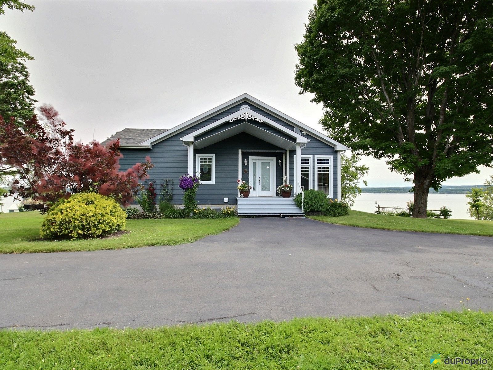 Domaine et villa à vendre GrandLacStFrançois, 6023 Route 263, immobilier Québec DuProprio