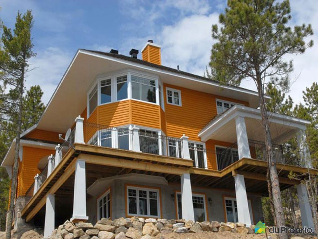 Domaine et villa à vendre StIrenee, 1524 rue du HameauduCapBlanc