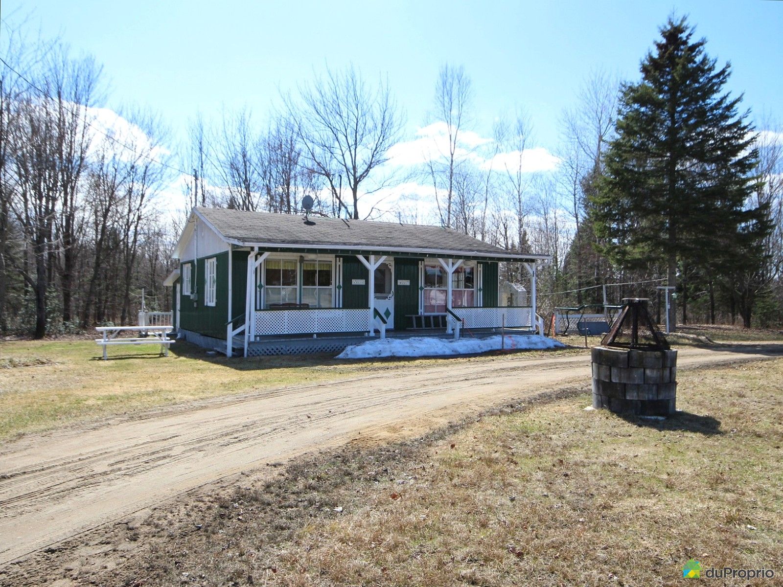 Domaine et villa à vendre StLeonardDePortneuf, 370 rang Saint