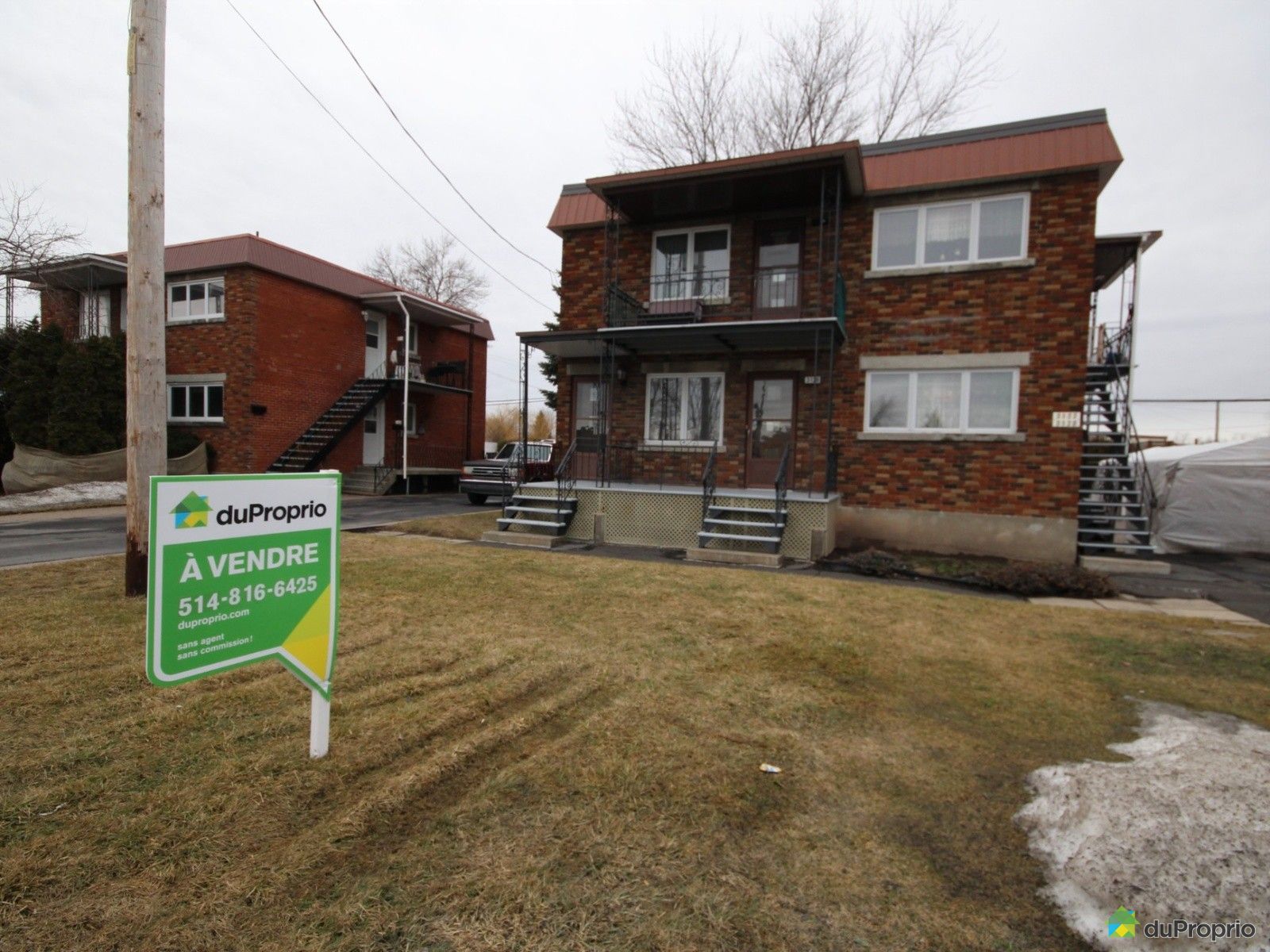 Duplex à vendre StHubert, 3120 rue Harvey, immobilier Québec DuProprio 692345 Duplex à vendre StHubert, 3120 rue Harvey, immobilier Québec DuProprio 692345