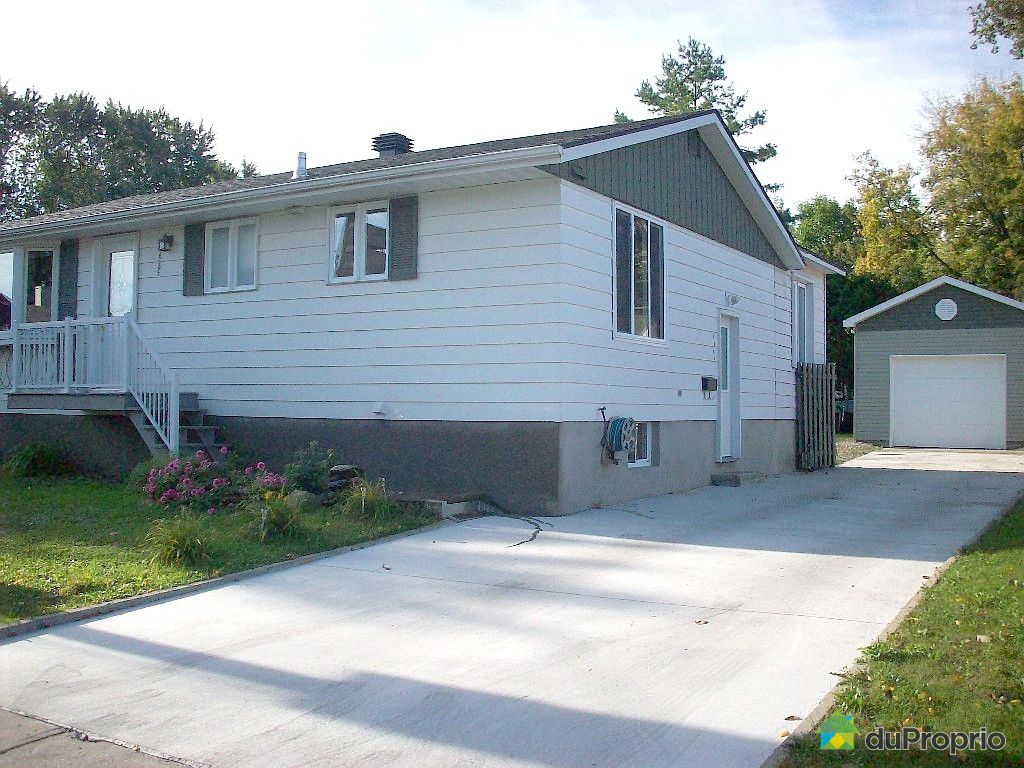 Maison vendu StHubert, immobilier Québec DuProprio 650924 Maison vendu StHubert, immobilier Québec DuProprio 650924