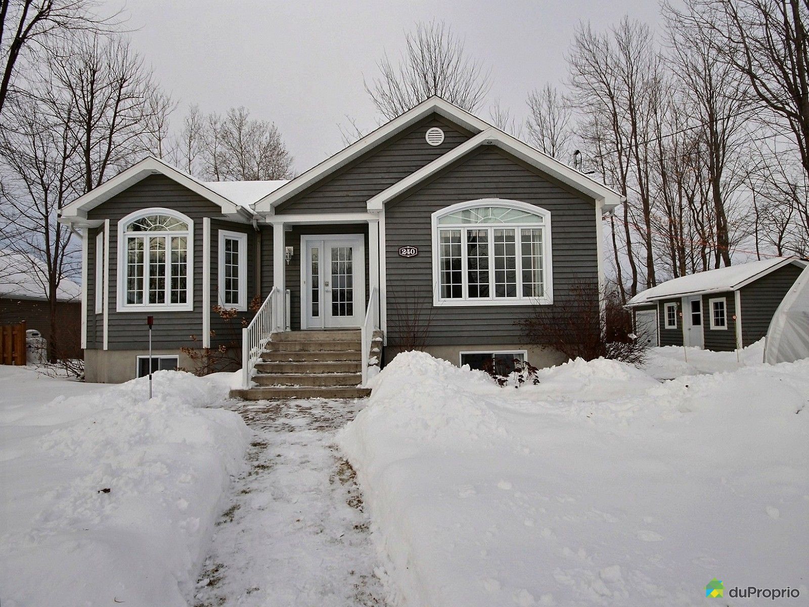 Maison à vendre StAmbroiseDeKildare, 240 rue Beauséjour, immobilier Québec DuProprio 681366 Maison à vendre StAmbroiseDeKildare, 240 rue Beauséjour, immobilier Québec DuProprio 681366