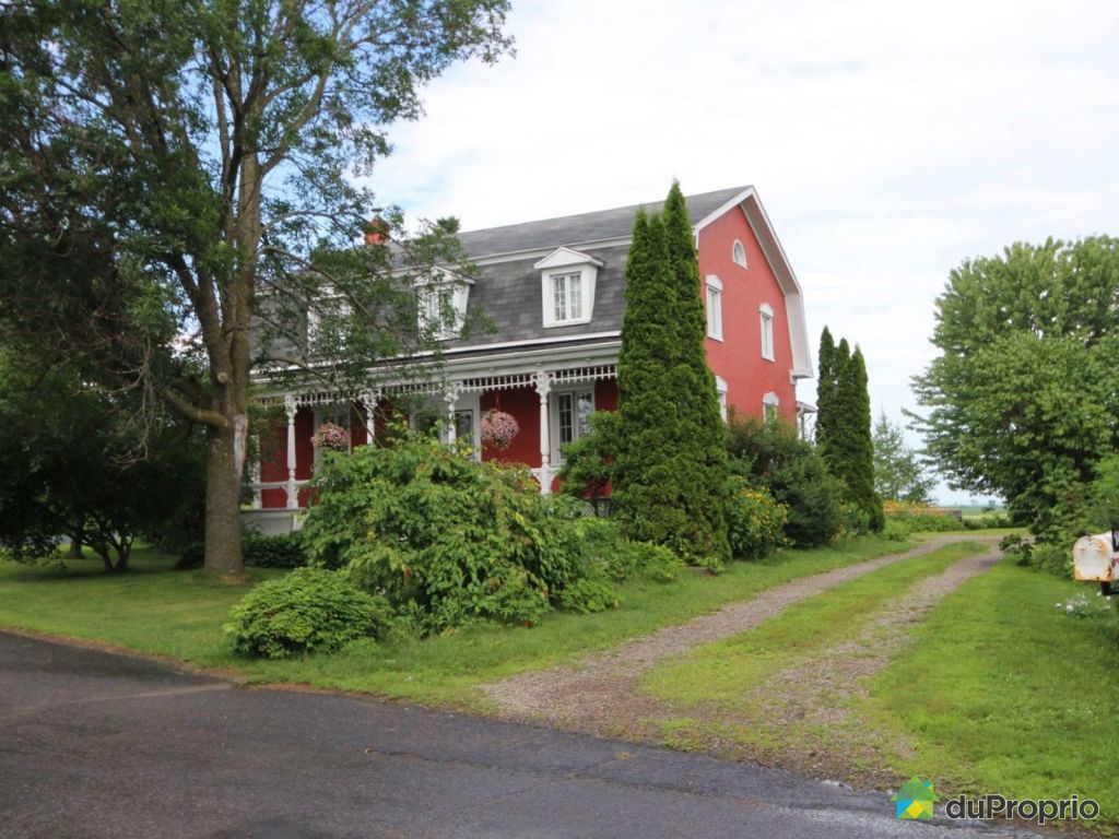 Fermette à vendre StCuthbert, 1400 rang Nord de la RivièreduChicot