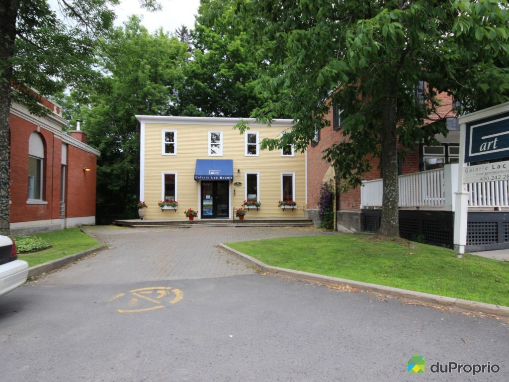 Immeuble commercial vendu Knowlton, immobilier Québec DuProprio 521361