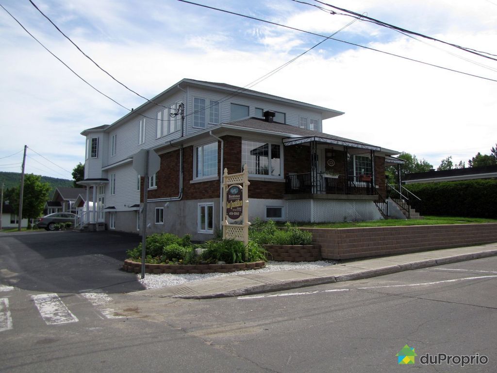 Immeuble commercial à vendre StDonat, 371 rue du Collège, immobilier