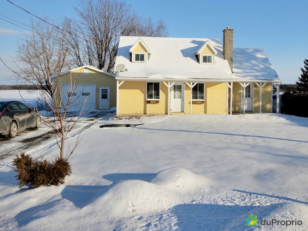 Maison à vendre StOurs, 1957 chemin des Patriotes, immobilier Québec DuProprio 629826 Maison à vendre StOurs, 1957 chemin des Patriotes, immobilier Québec DuProprio 629826